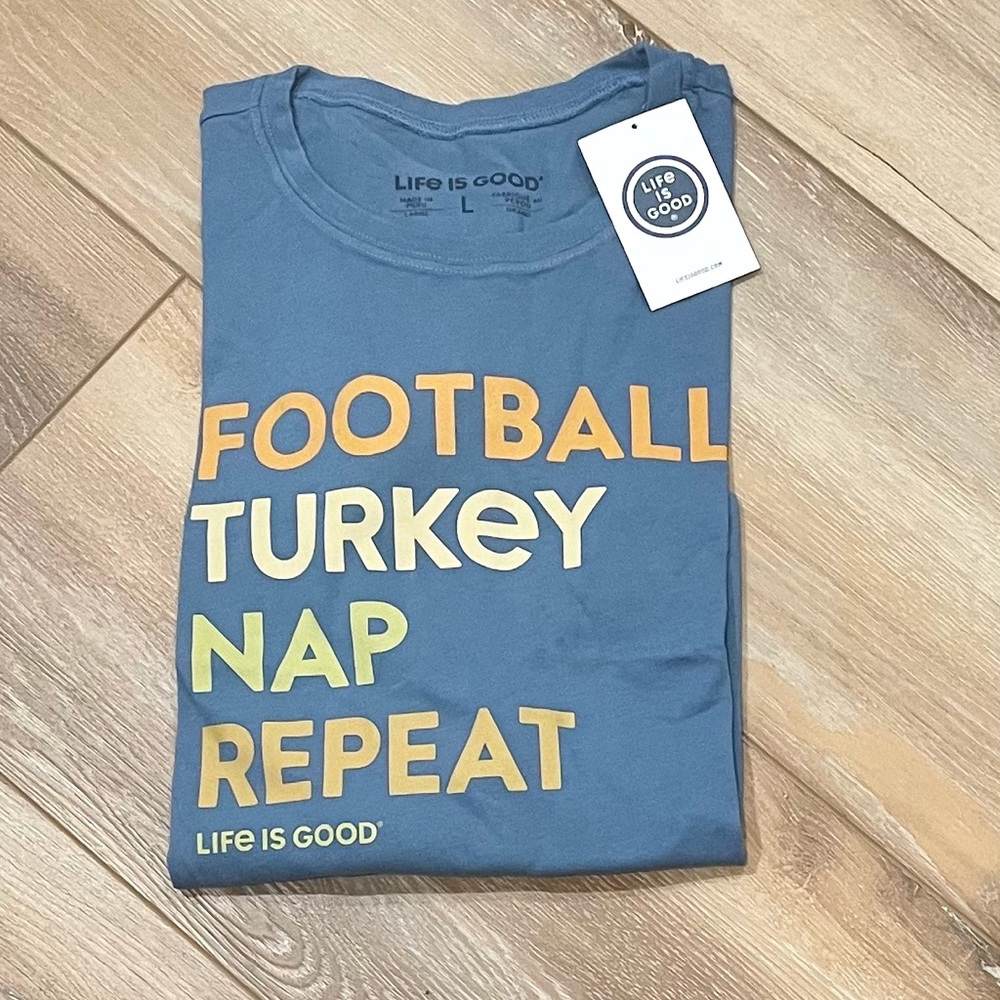 🦋 Life is Good brand new mens blue tshirt “FOOTBALL TURKEY NAP REPEAT siz…🦋
